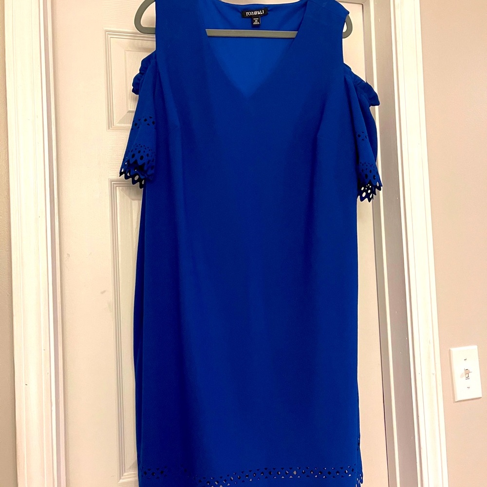 This dress couldn’t be more comfortable!